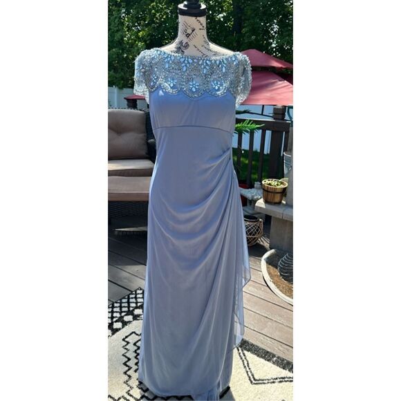 “Paisley “ beaded, mesh gown, ￼by XScape Babyblue stunning !!! size 8. Over $200 - Picture 1 of 16